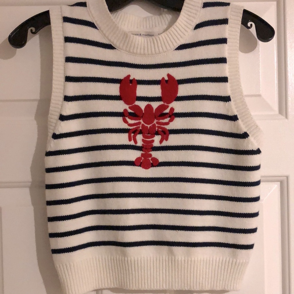 BNWT vest with red Lobster